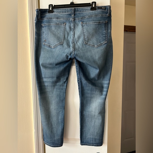 Two pair Kut from the Kloth Catherine Ankle Straight Leg Jeans. Sz. 14 - Picture 5 of 8